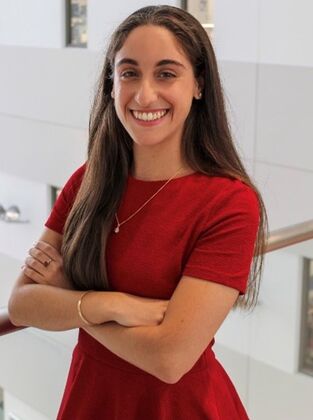 Photo of Laura Lentini